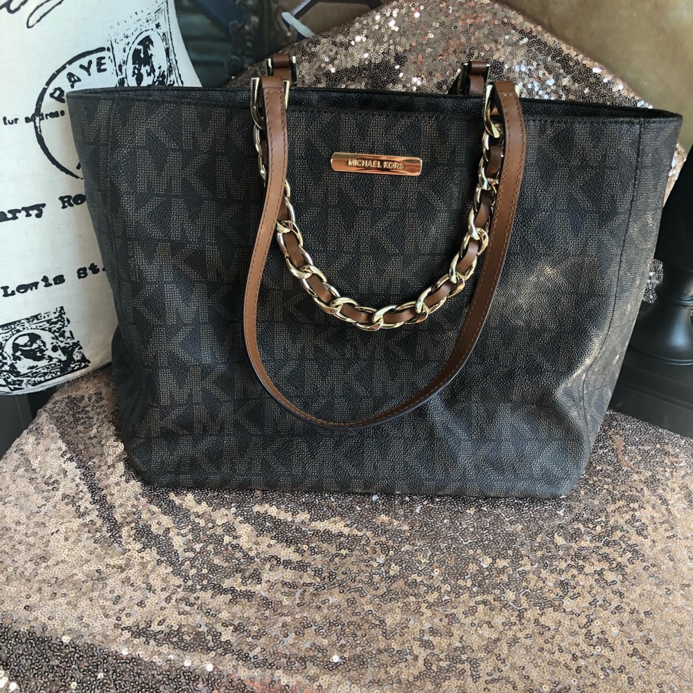 Micheal Kors brown shoulder bag